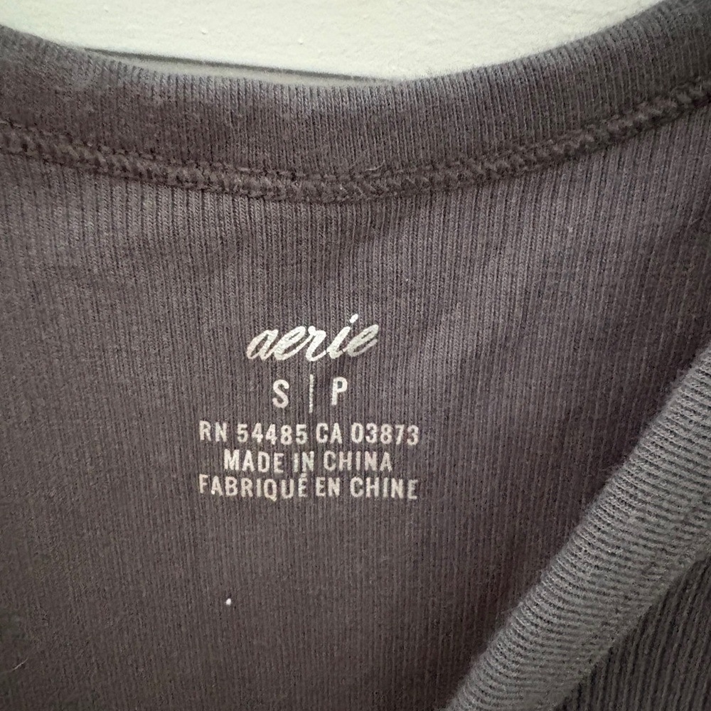Aerie Charcoal Ribbed Cropped Tank Top - Picture 3 of 3